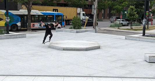 Skate Plaza at Place du Grand-Cirque-Ordinaire
